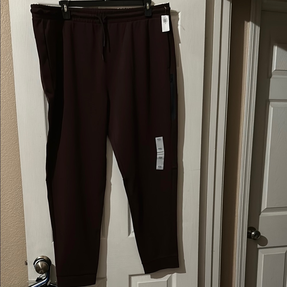 Old Navy burgandy Men's Jogger Pants